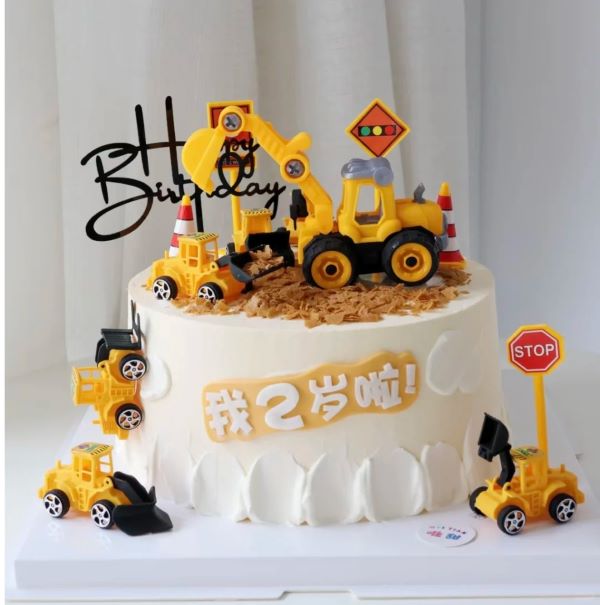bánh sinh nhật bé trai 2 tuổi 4