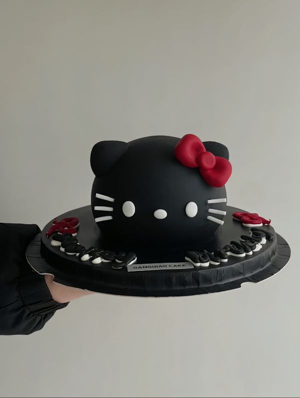 bánh sinh nhật hello kitty 12
