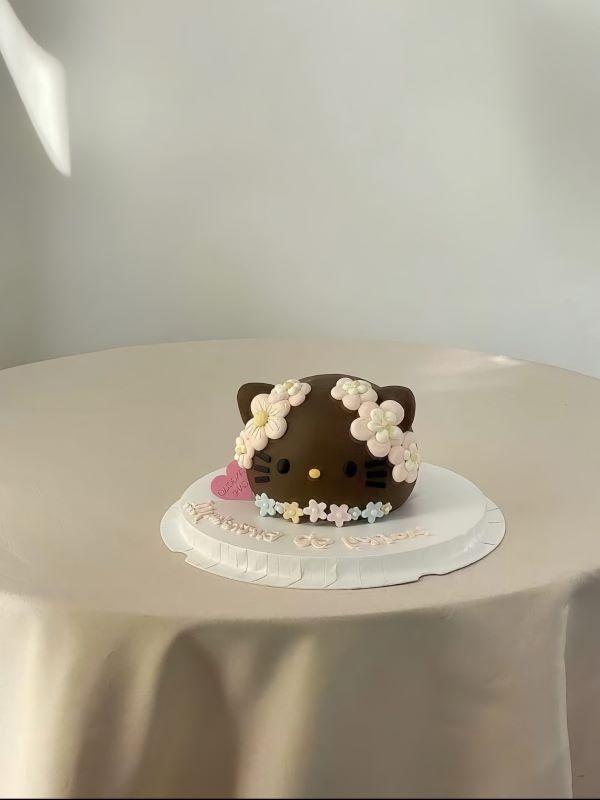 bánh sinh nhật hello kitty 15