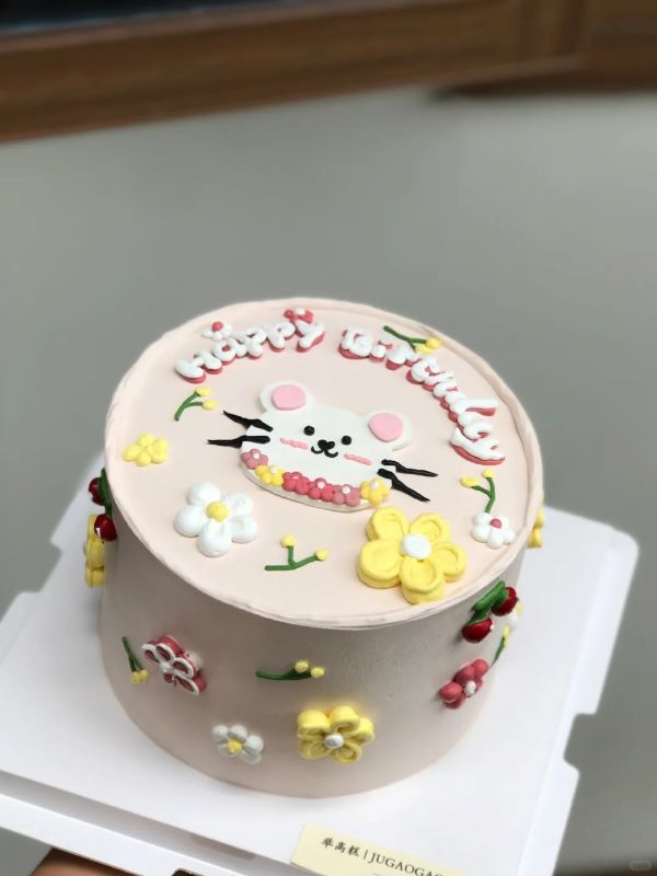 bánh sinh nhật hình con chuột 16