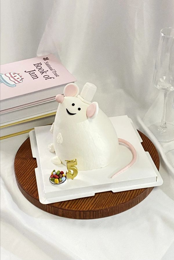 bánh sinh nhật hình con chuột 22