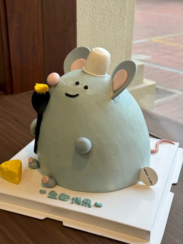 bánh sinh nhật hình con chuột 4