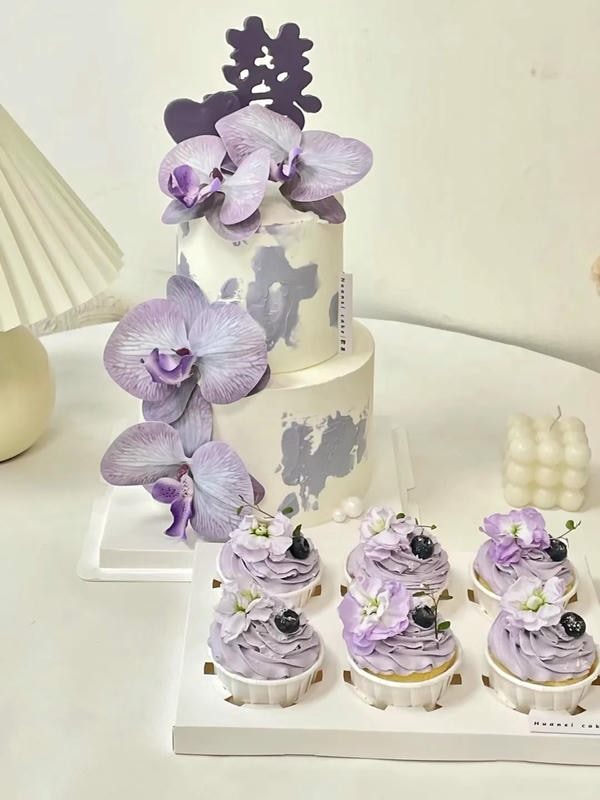 bánh kem đính hôn 2 tầng 27