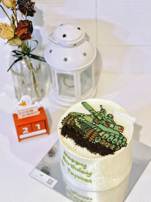 bánh sinh nhật xe tăng 5