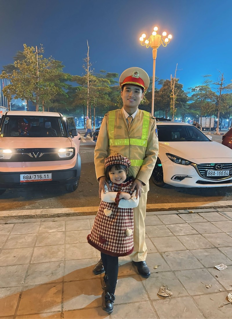 ảnh công an nhân dân đẹp