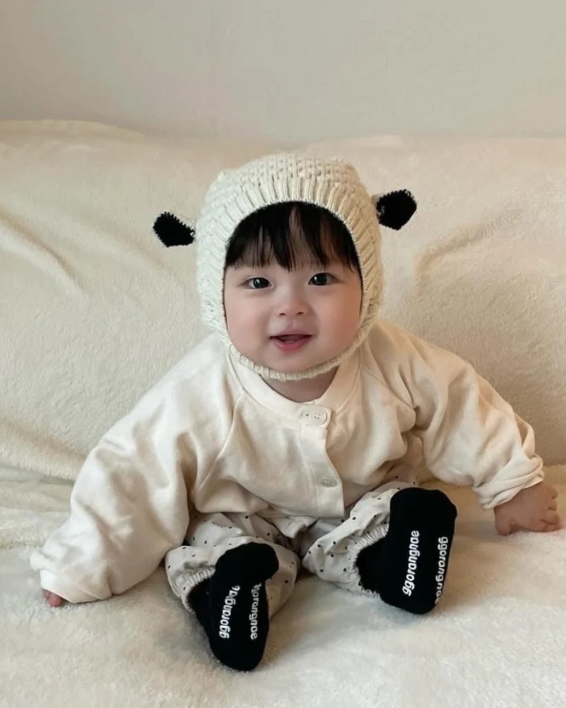 ảnh em bé dễ thương hàn quốc 24