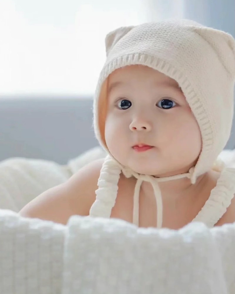 hình nền bé gái sơ sinh dễ thương 29