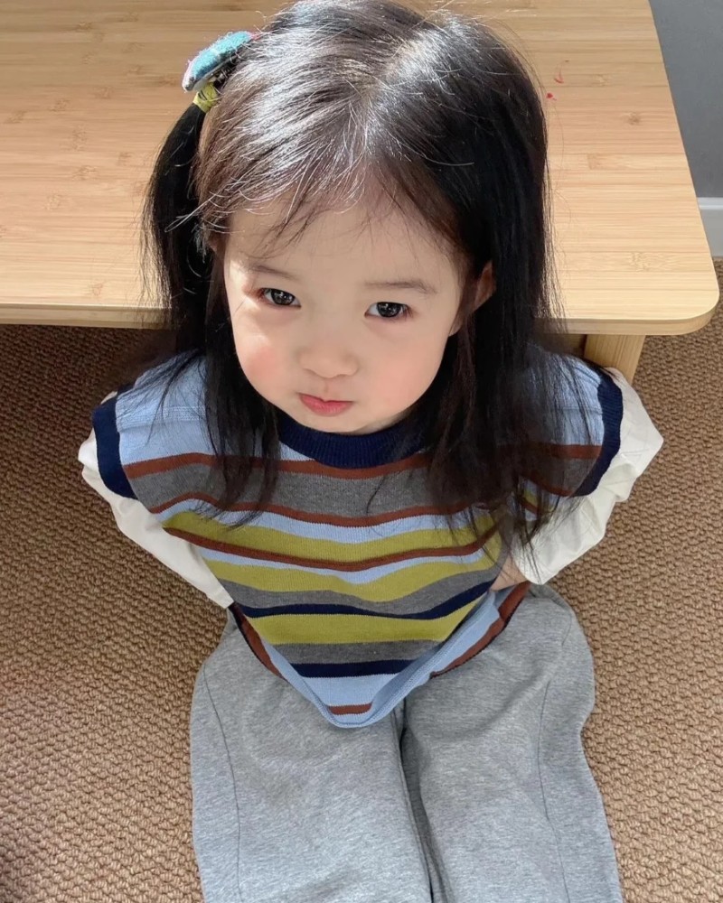hình nền bé gái sơ sinh dễ thương 41