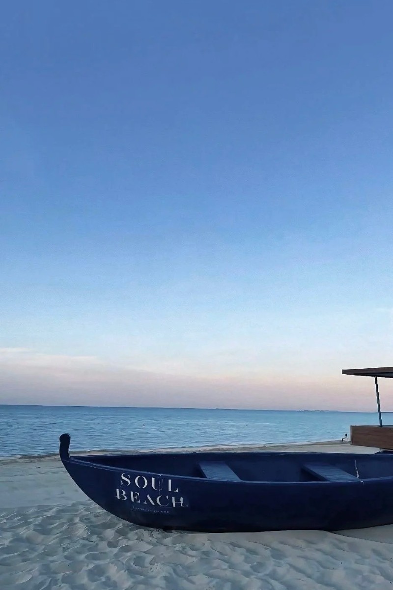 hình nền màu xanh nước biển 4