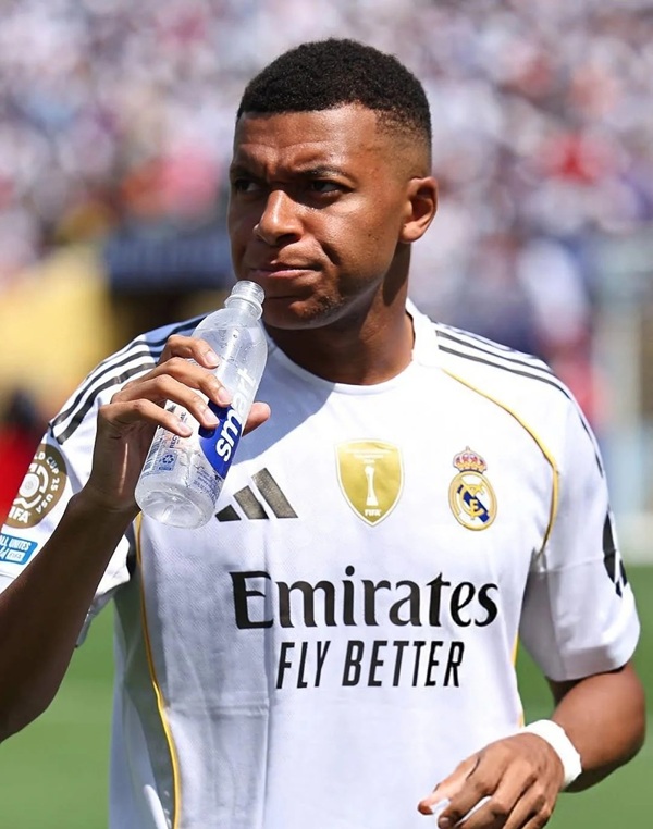 hình nền mbappe 30