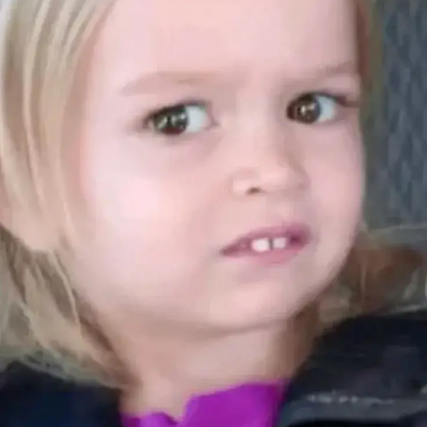 ánh mắt đánh giá meme