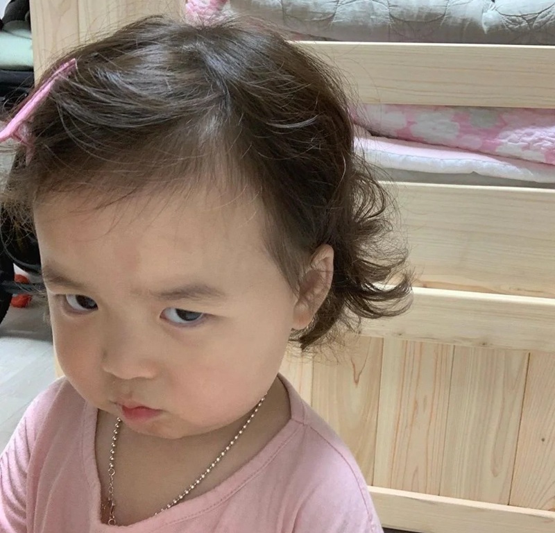 ảnh meme em bé hàn quốc