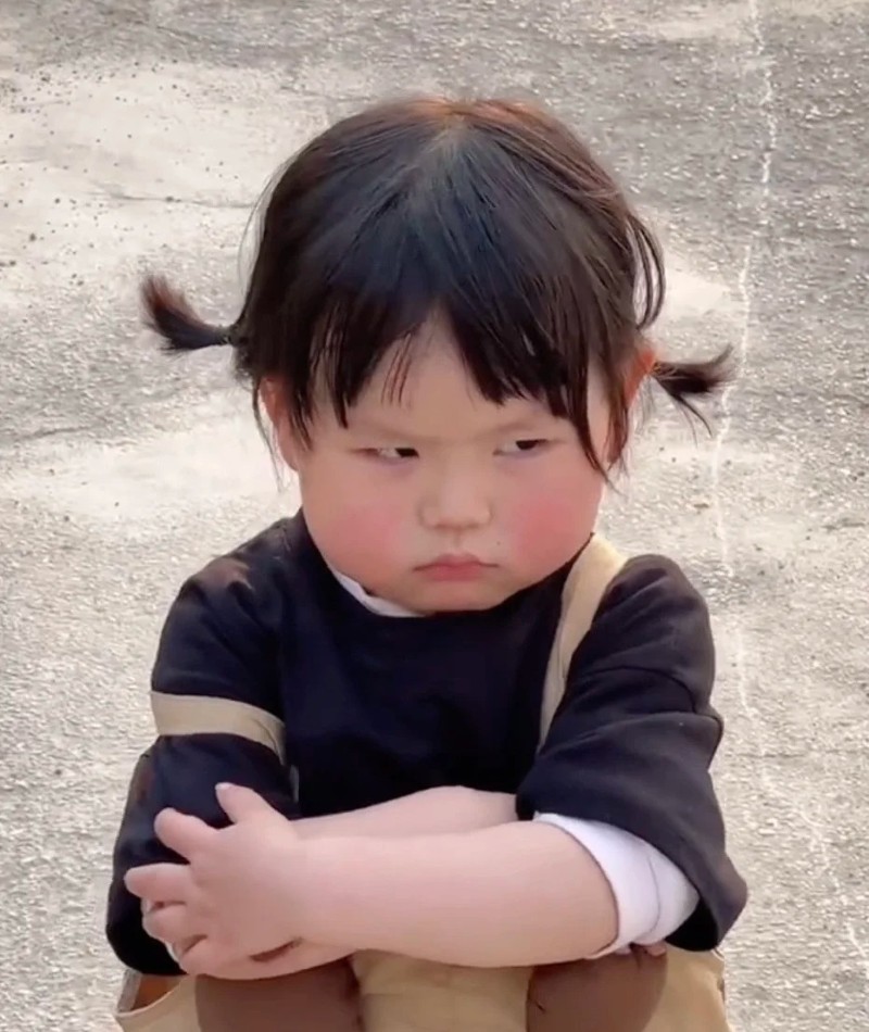 meme lườm 19 meme lườm 19