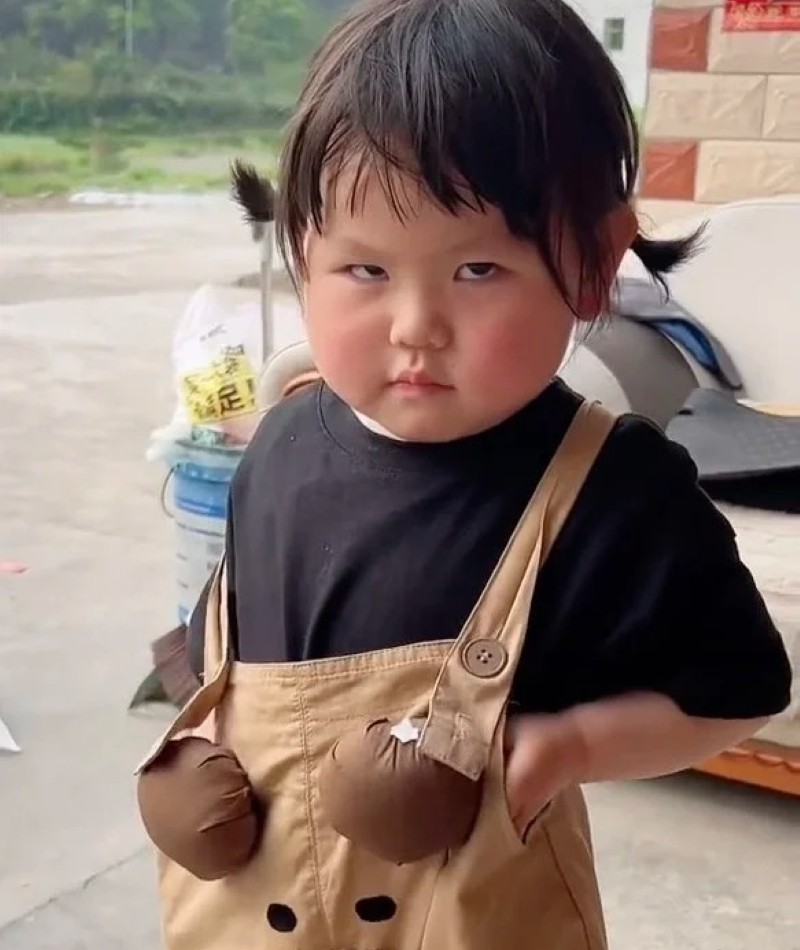 meme lườm 20 meme lườm 20