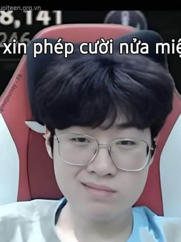 meme mặt gian xảo 8