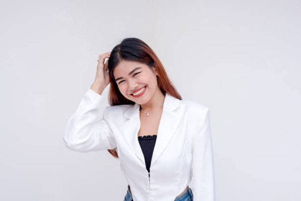meme ngại ngùng gãi đầu 13