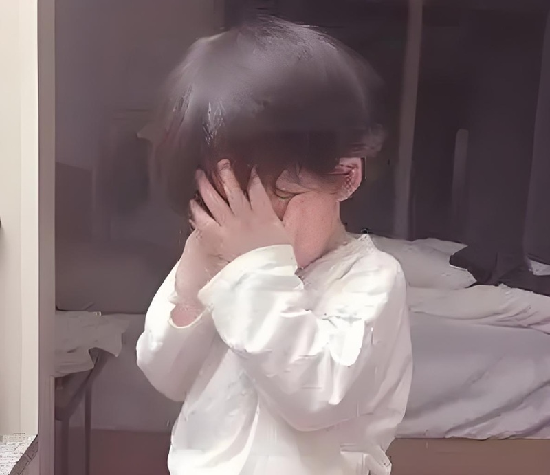 meme ôm đầu 29