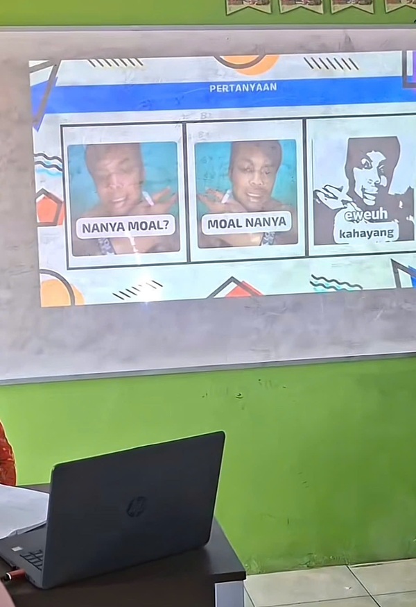 meme thuyết trình 35