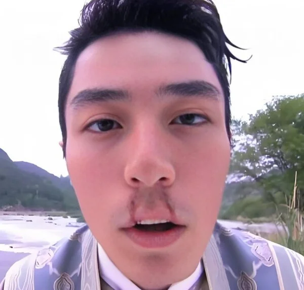 meme xịt máu mũi 16