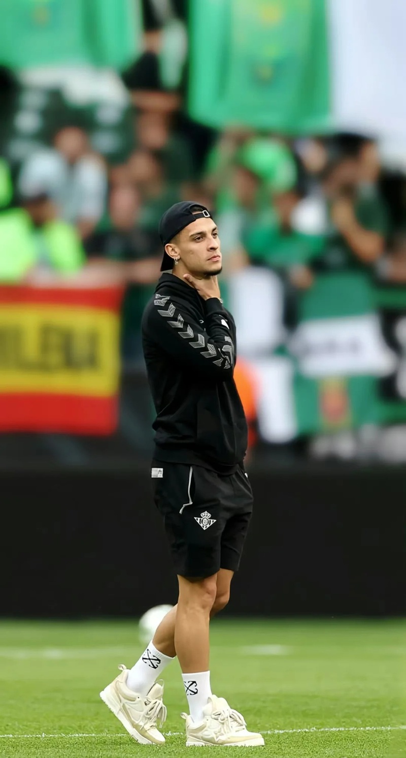 ảnh antony ngầu 20