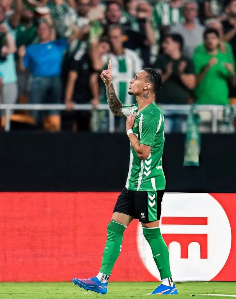 ảnh antony ngầu 32