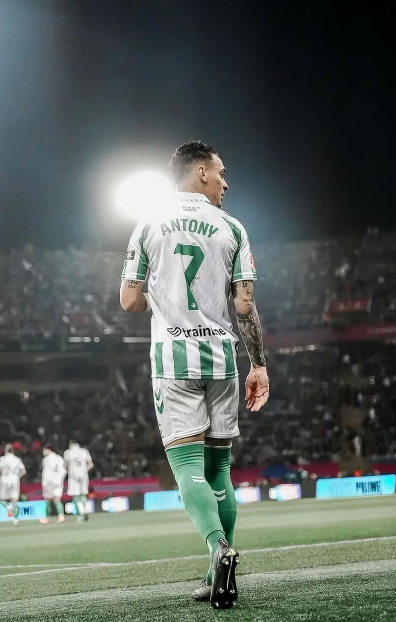 ảnh antony ngầu 34