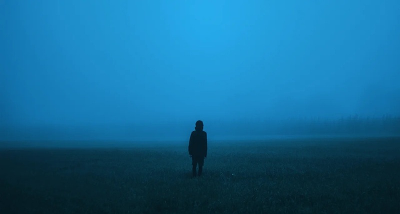 ảnh bìa facebook buồn 6