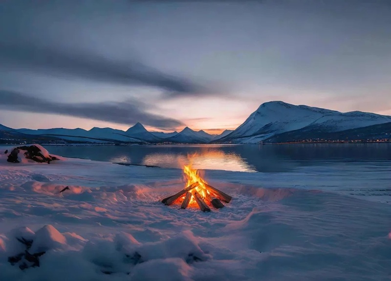 ảnh bìa zalo buồn 9