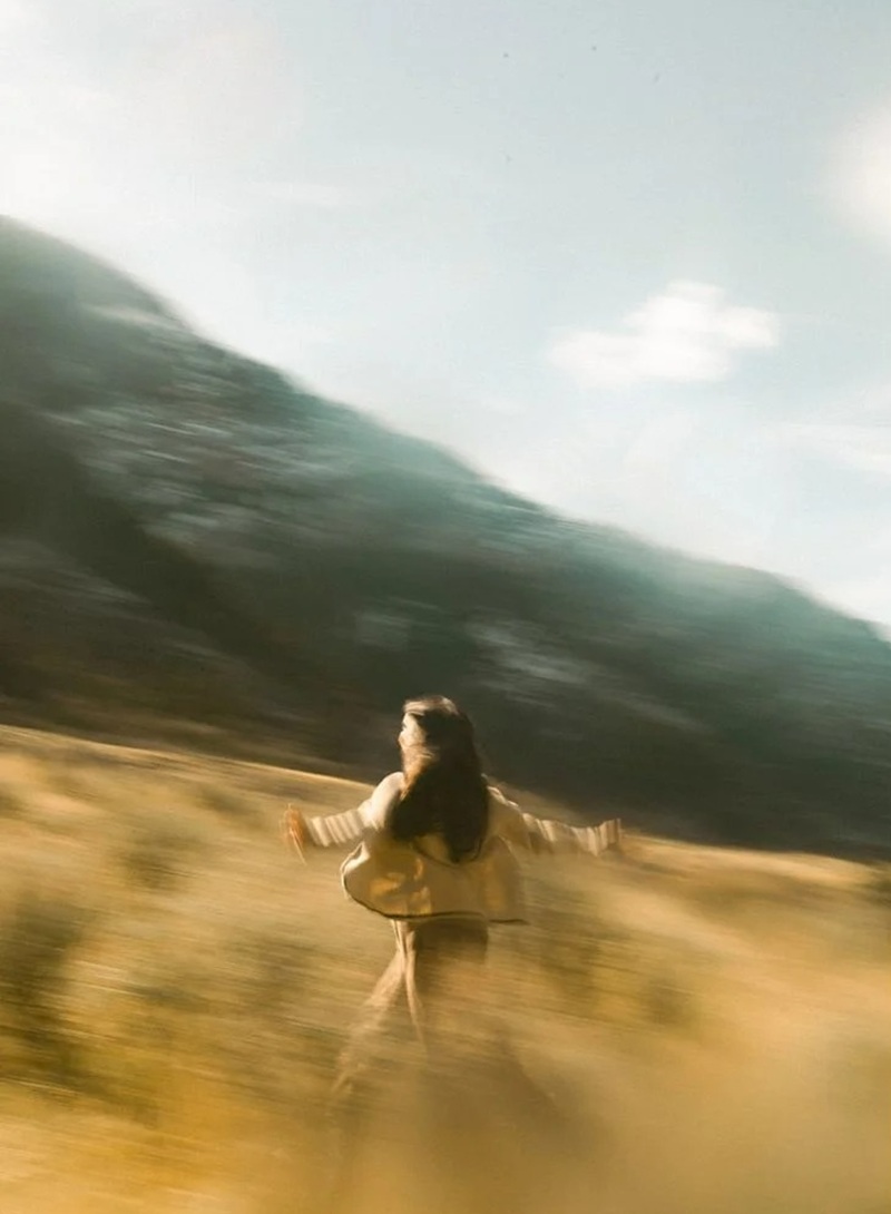 ảnh buồn tâm trạng con gái 13