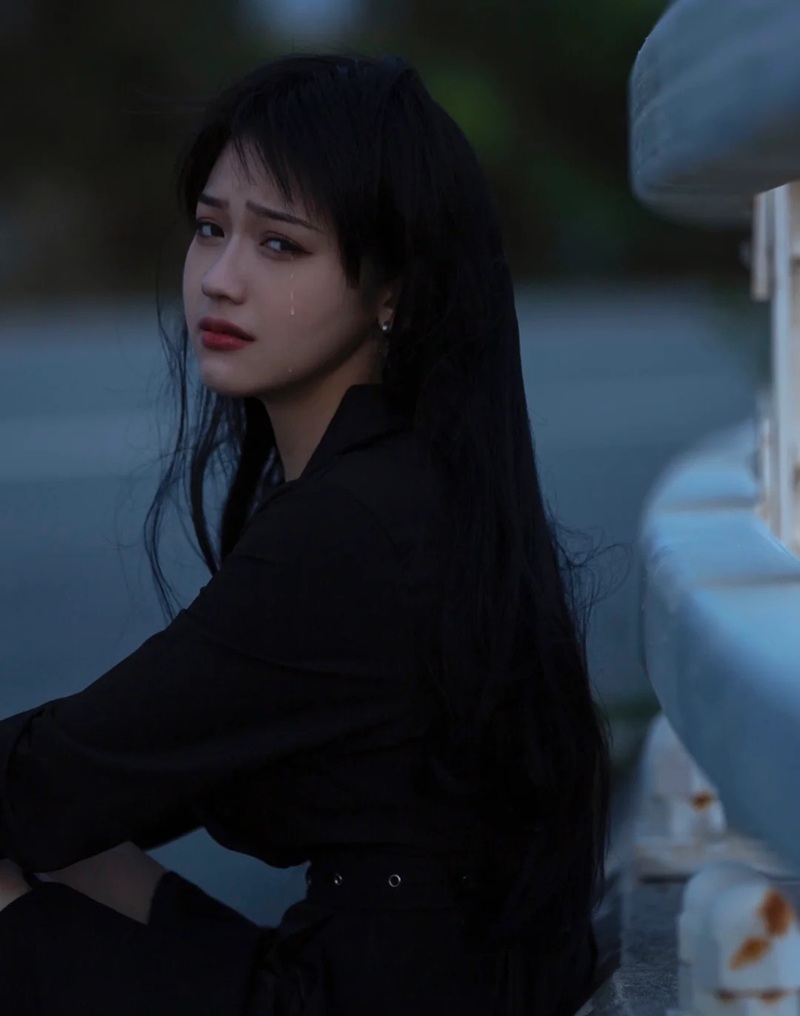 ảnh buồn tâm trạng con gái 2