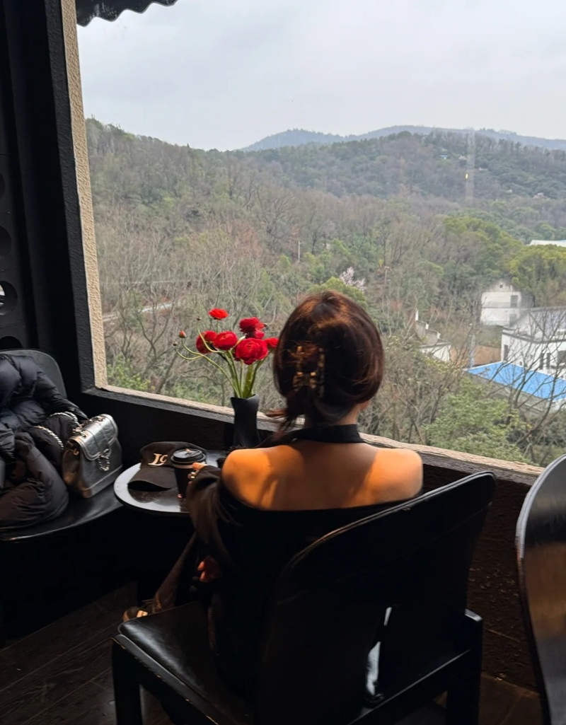 ảnh buồn tâm trạng con gái 23