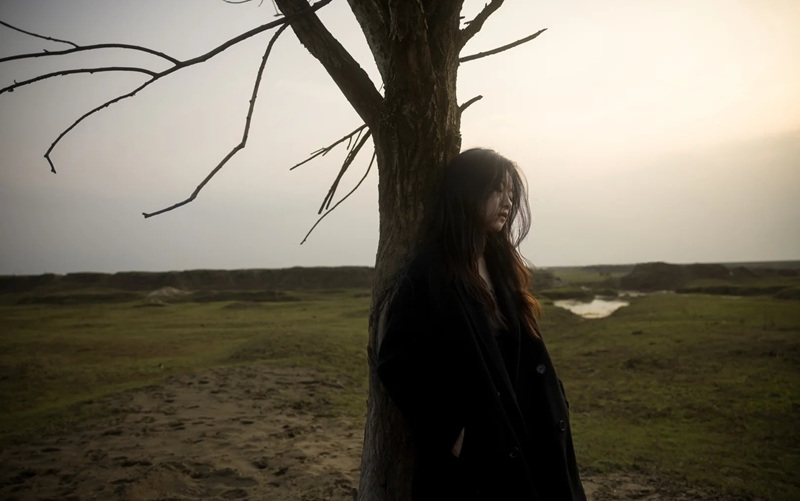 ảnh buồn tâm trạng con gái 27