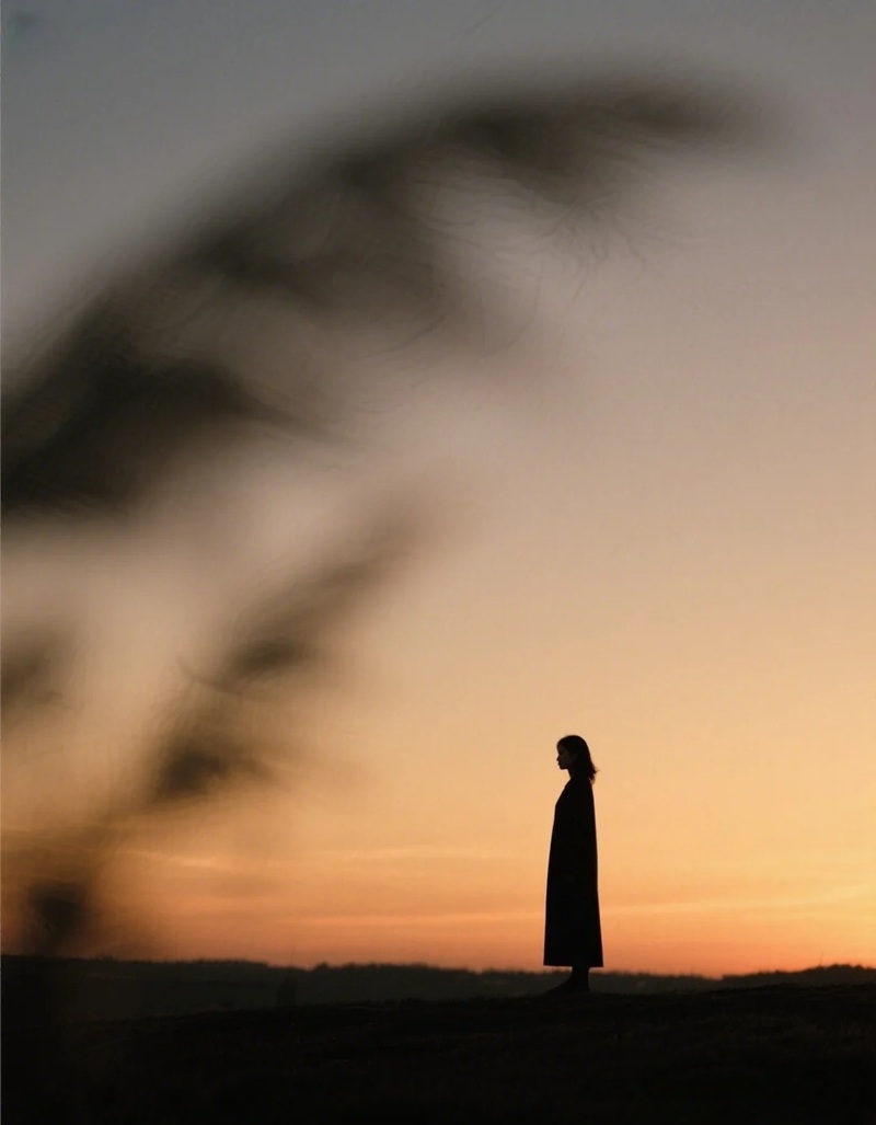 ảnh buồn tâm trạng con gái 6