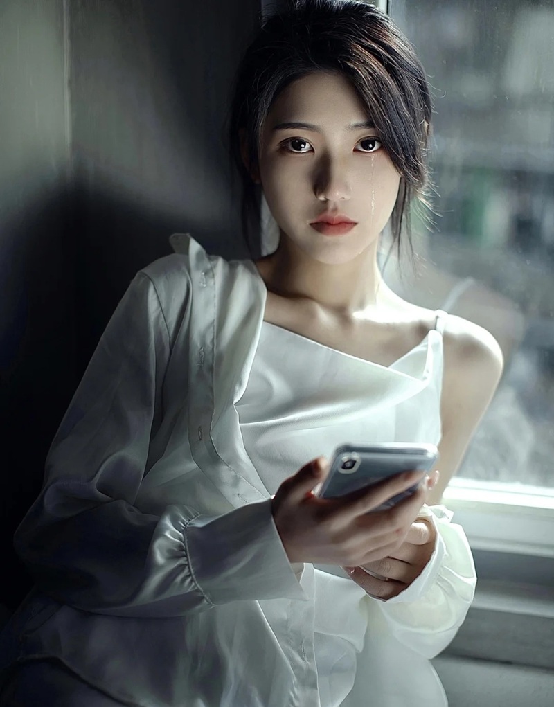 ảnh con gái khóc 13