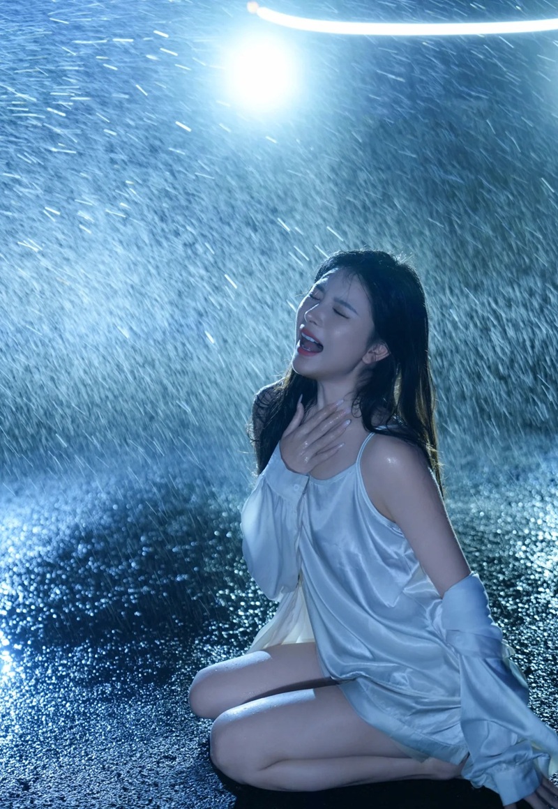 ảnh con gái khóc 19