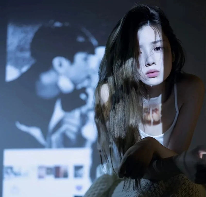 ảnh con gái khóc 21