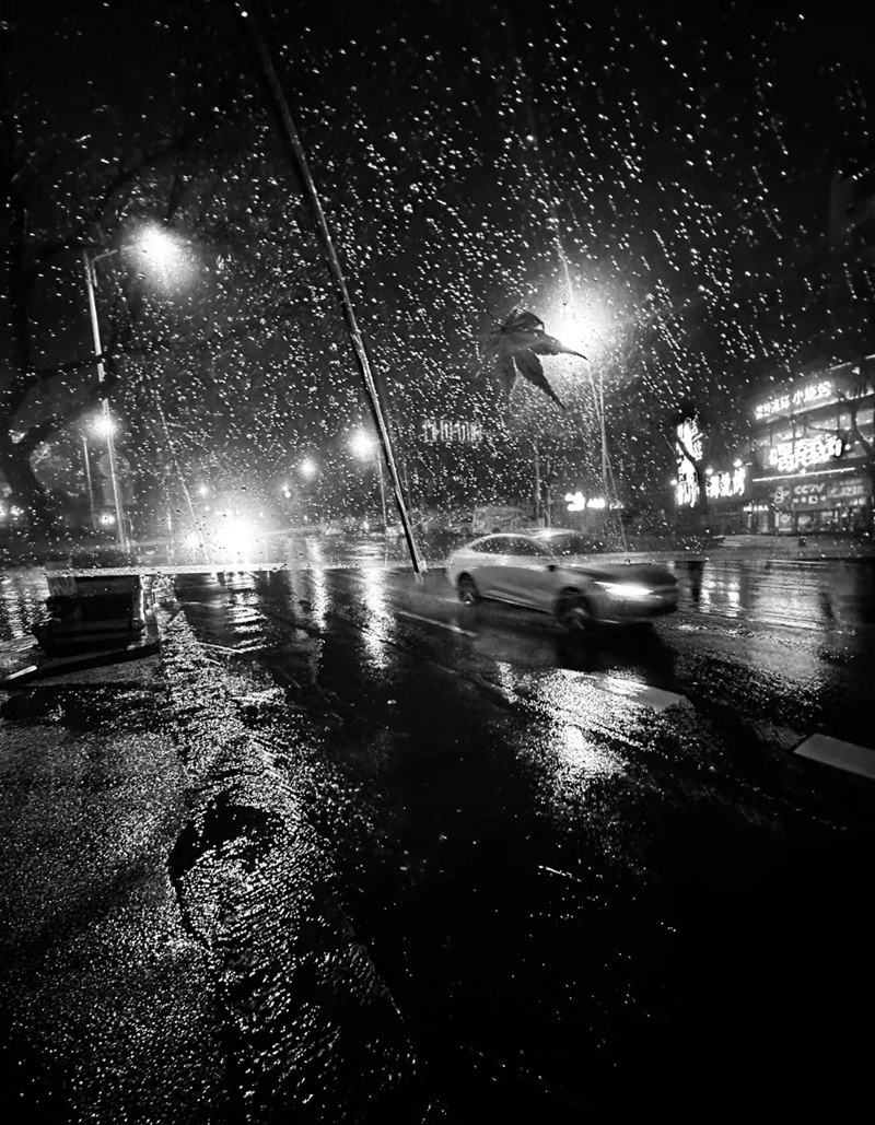 ảnh đen trắng buồn 25