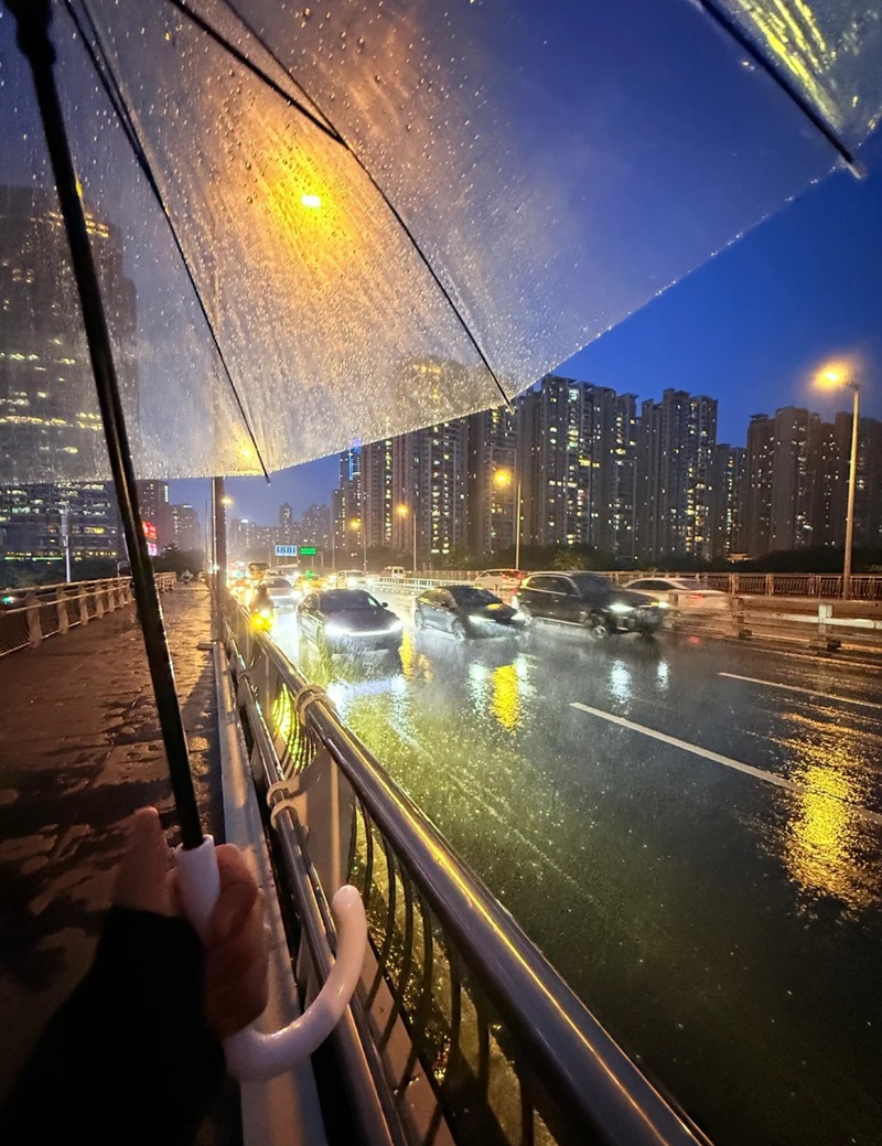 ảnh đường phố buồn 14