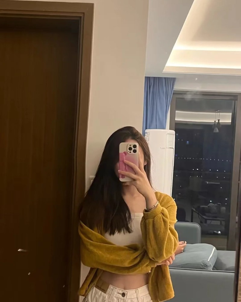 ảnh gái k8 che mặt 13