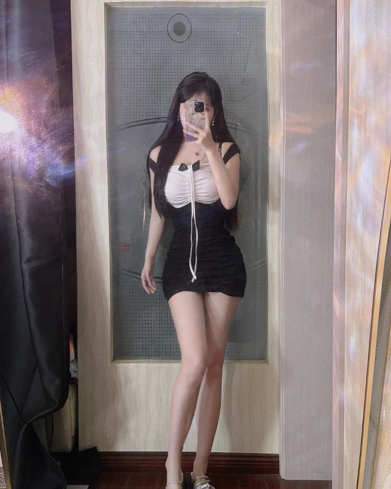 ảnh gái k8 che mặt 19