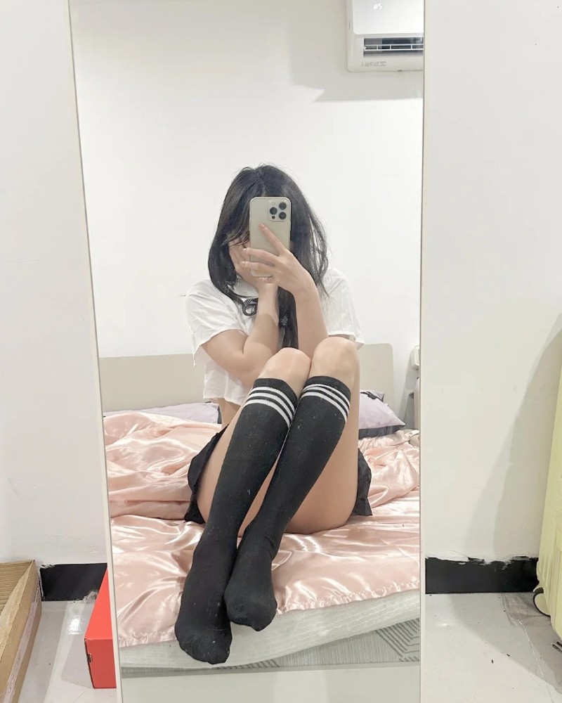 ảnh gái k8 che mặt 29