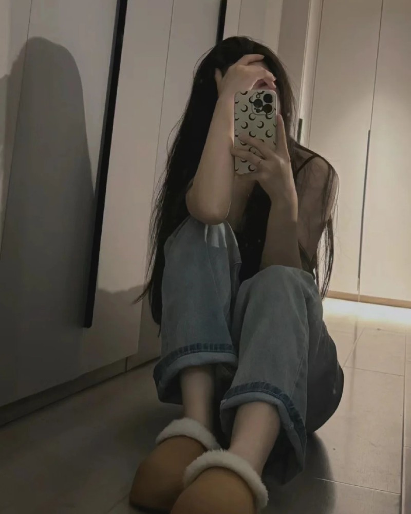 ảnh gái k8 che mặt 35