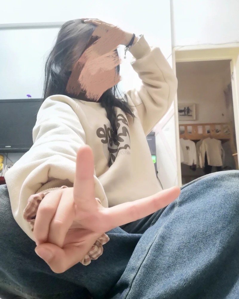 ảnh gái k8 che mặt 8