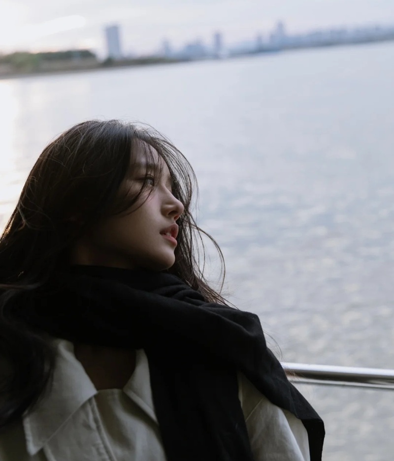 ảnh gái xinh buồn 22