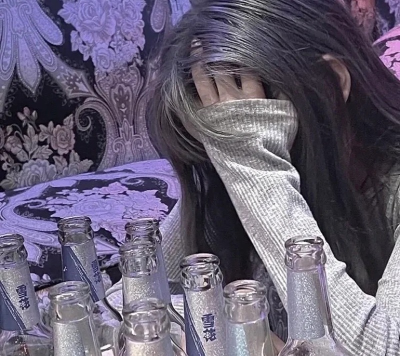 ảnh gái xinh buồn 36