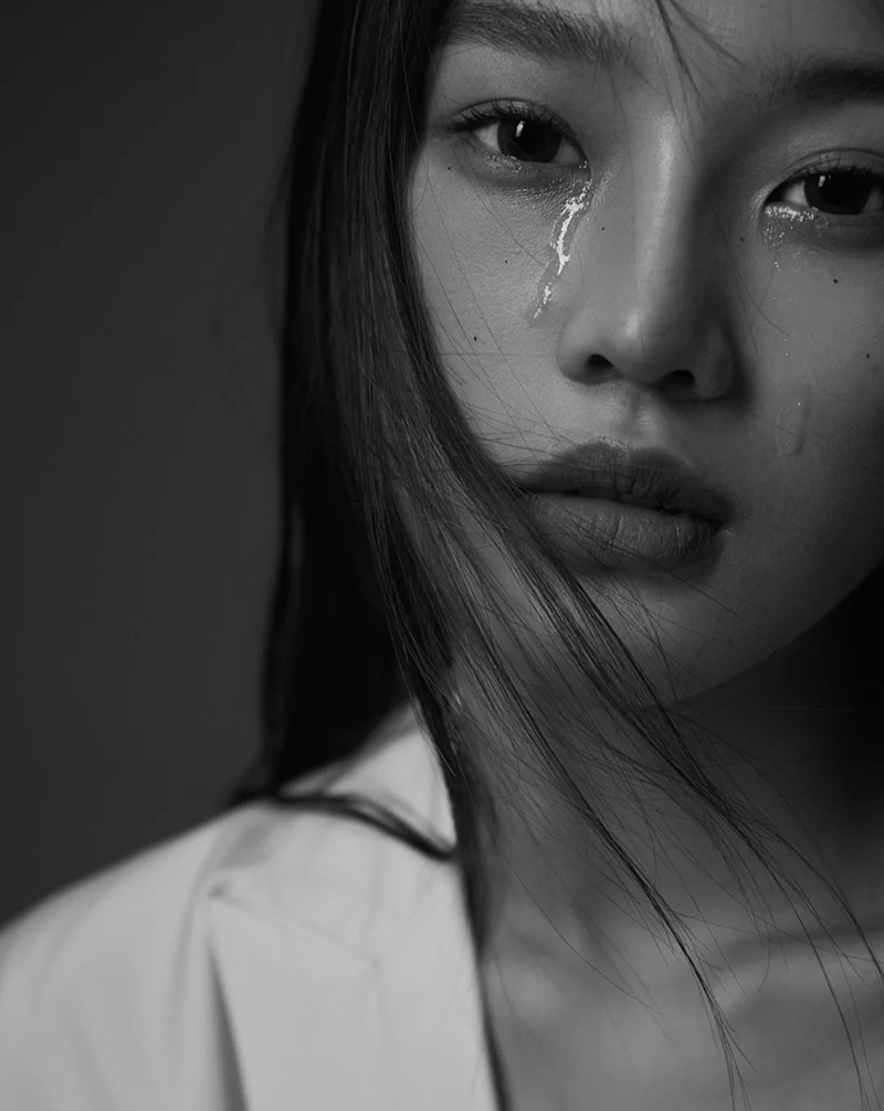 ảnh giọt nước mắt buồn 11