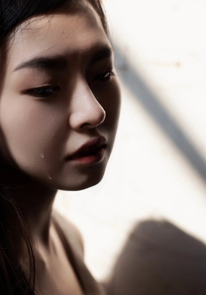 ảnh giọt nước mắt buồn 16