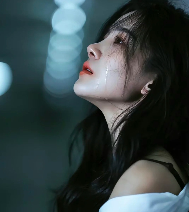 ảnh giọt nước mắt buồn 2