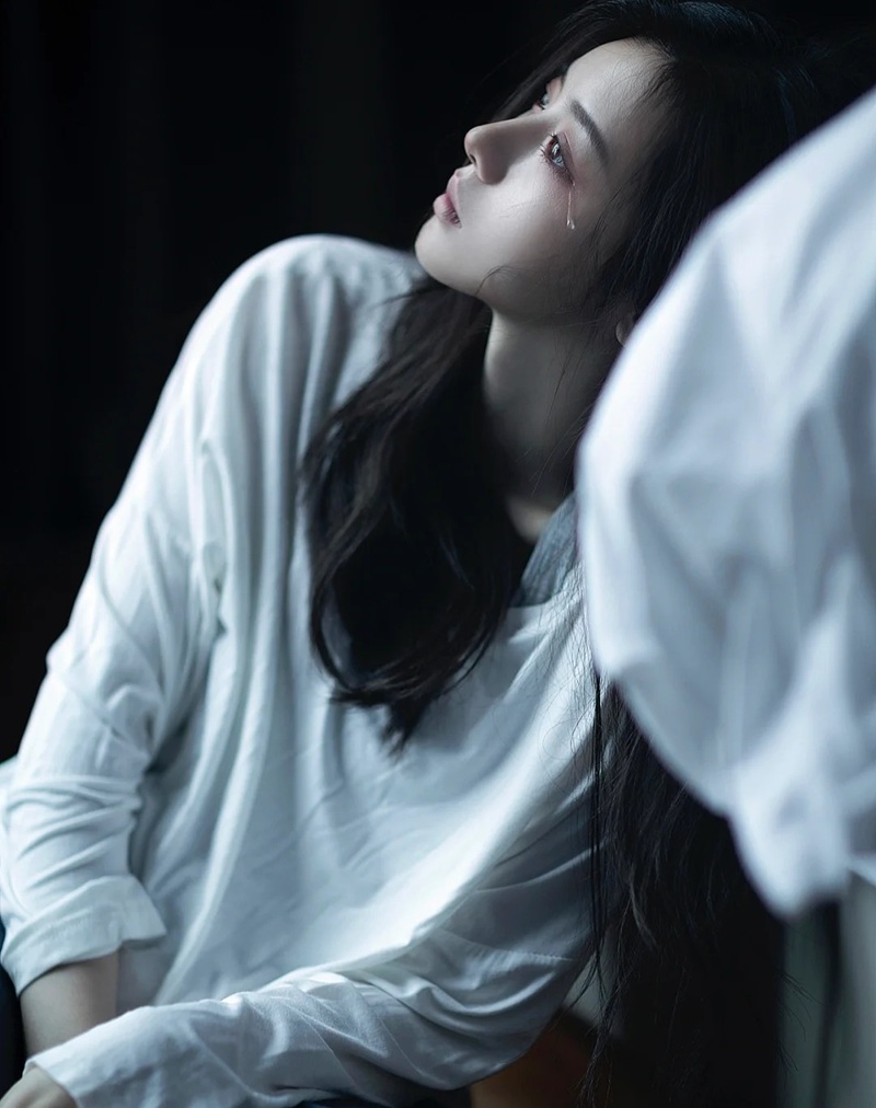 ảnh giọt nước mắt buồn 21