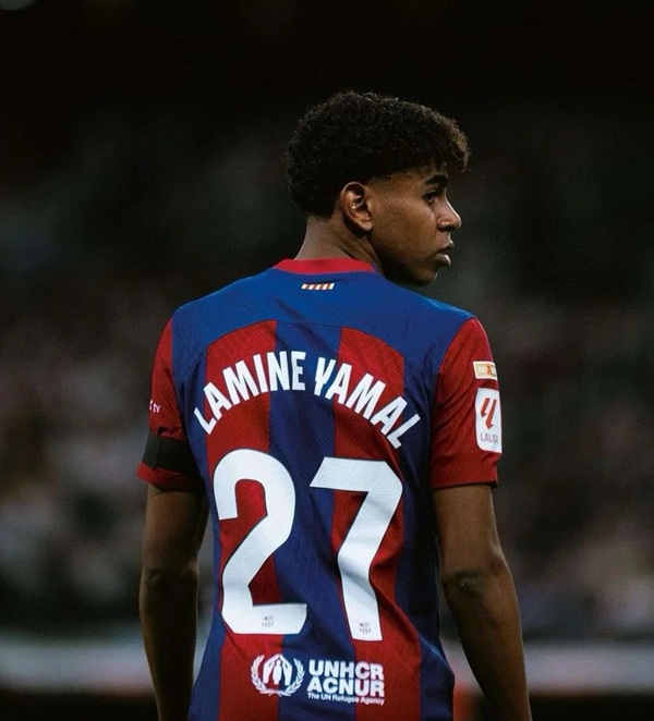 ảnh lamine yamal ngầu 1